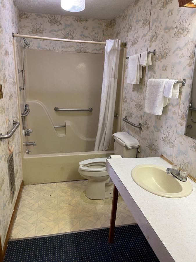 Pinelodge Motel Baxley Kültér fotó