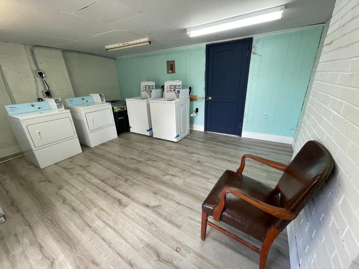 Pinelodge Motel Baxley Kültér fotó