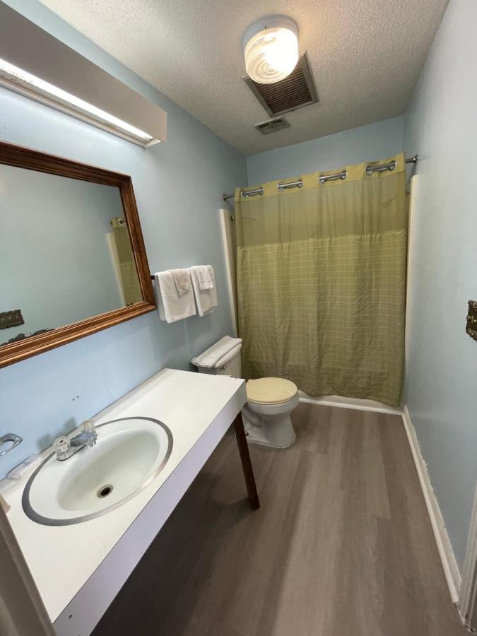 Pinelodge Motel Baxley Kültér fotó
